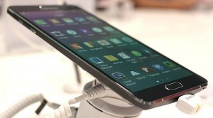 Samsung launches Galaxy A7