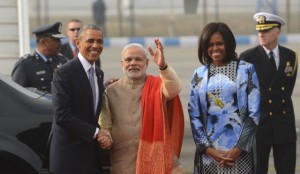 Obama soaks in Republic Day spectacle, gives thumb – up for BSF’s Mototcycle stuntmen