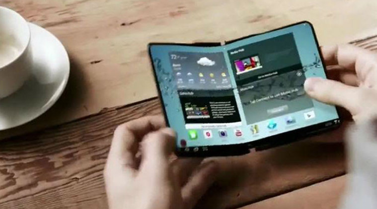 Samsung’s First Foldable Smartphone Due in January
